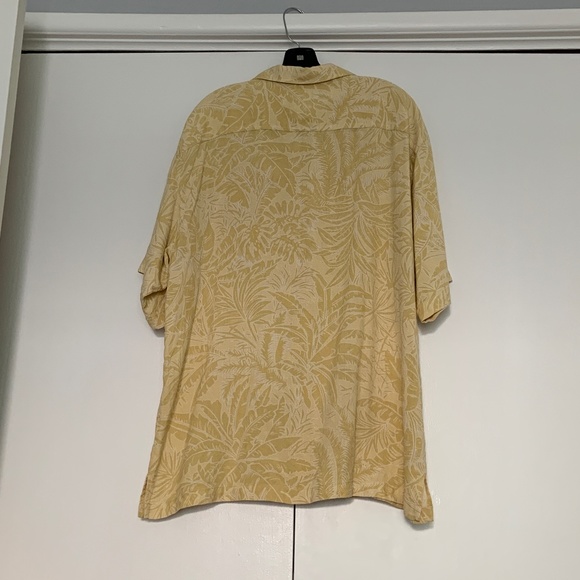 Tommy Bahama 100% Silk Short Sleeve Shirt Button Down Men's L Tone on Tone - Picture 3 of 3